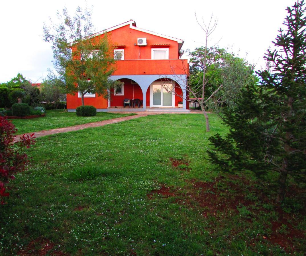 Apartman Perci Vrh Tar-Vabriga Exterior foto
